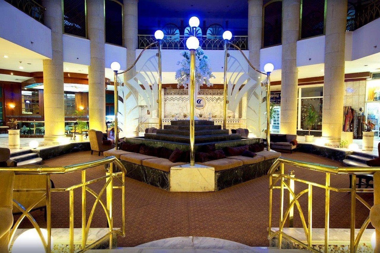 Cataract Pyramids Resort Kafret el-Gabal Exterior foto