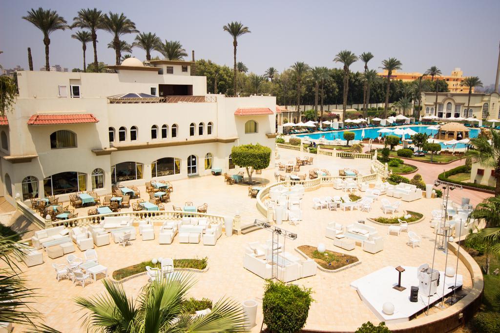 Cataract Pyramids Resort Kafret el-Gabal Exterior foto