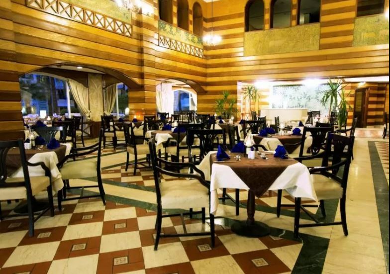 Cataract Pyramids Resort Kafret el-Gabal Exterior foto